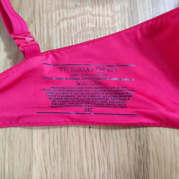 VS Very Sexy Pushup Bra - Picture 4 of 5